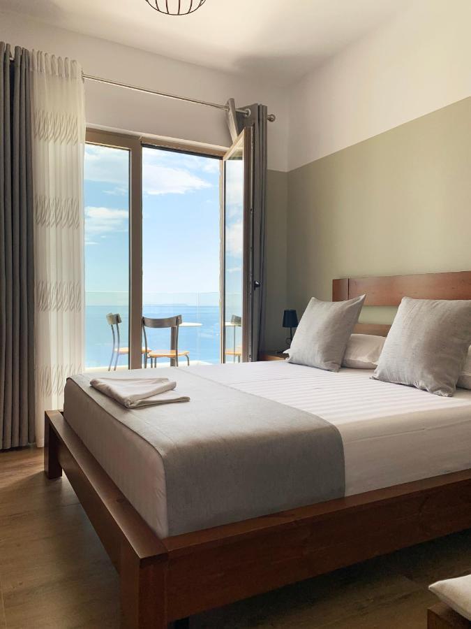 Vila 8 Hotel ฮีมาเรอ ภายนอก รูปภาพ
