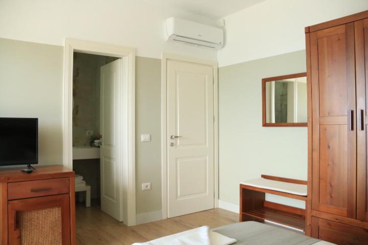 Vila 8 Hotel ฮีมาเรอ ภายนอก รูปภาพ