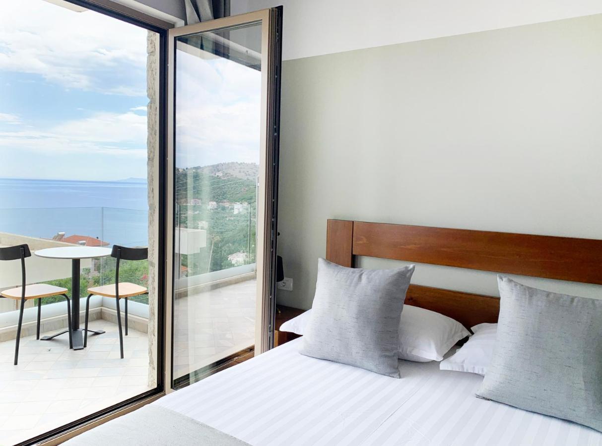 Vila 8 Hotel ฮีมาเรอ ภายนอก รูปภาพ