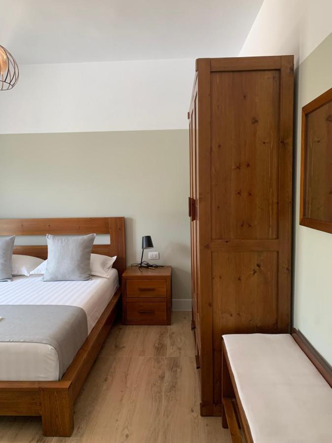 Vila 8 Hotel ฮีมาเรอ ภายนอก รูปภาพ